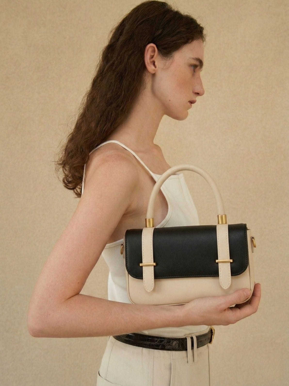Visto  Hand / Sling Bag For Women